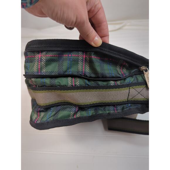 LeSportsac Deluxe Everyday Bag Expandable Green Plaid Pouch - Picture 9 of 9